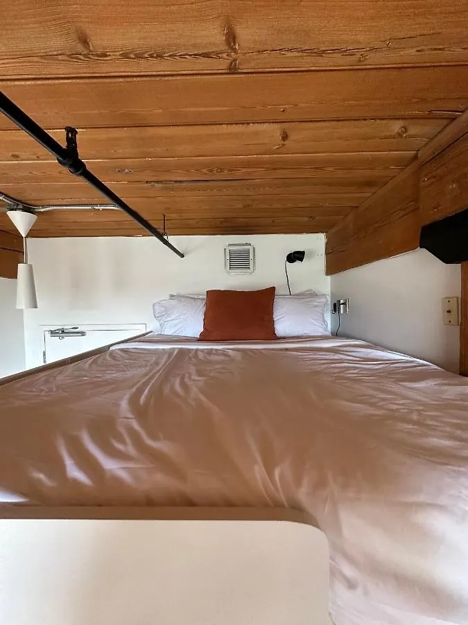 The Noble Loft Apartment Toronto